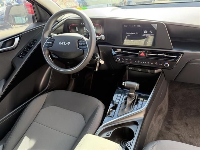 2025 Kia Niro LX