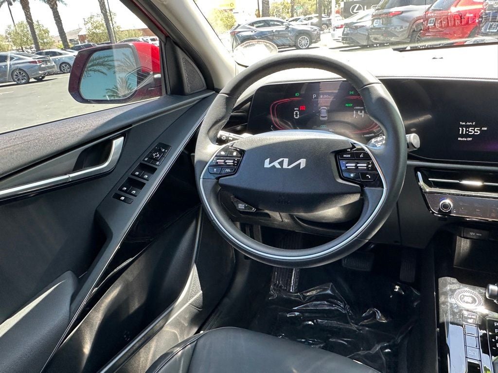 2023 Kia Niro EX