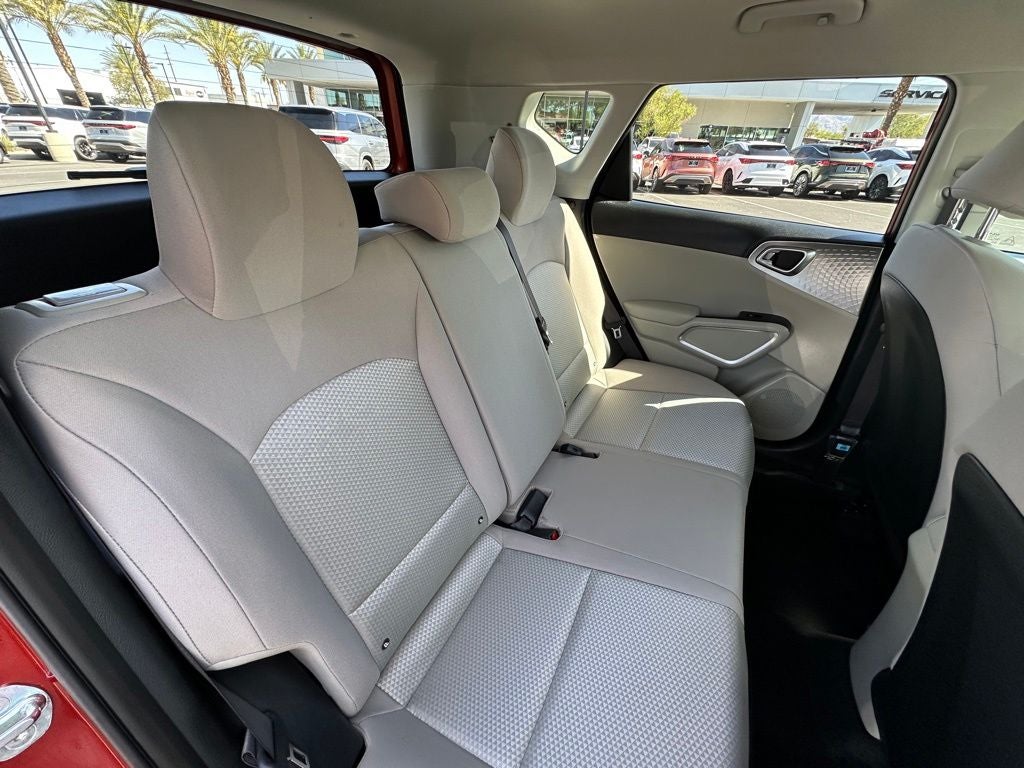 2025 Kia Soul LX