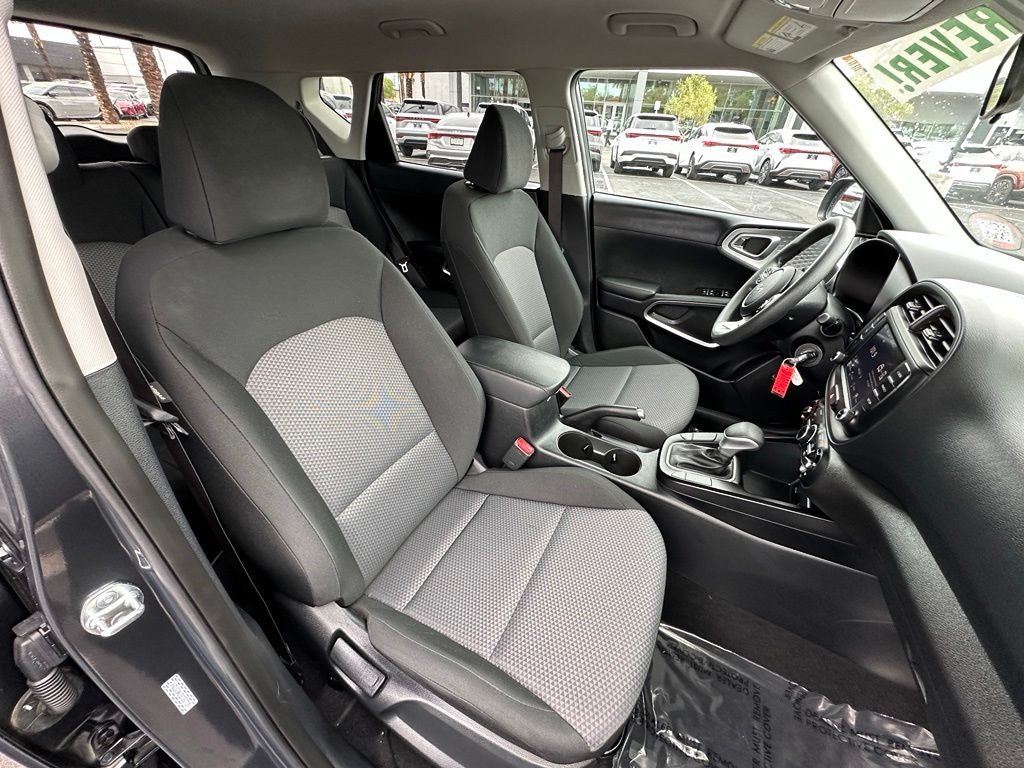 2025 Kia Soul LX