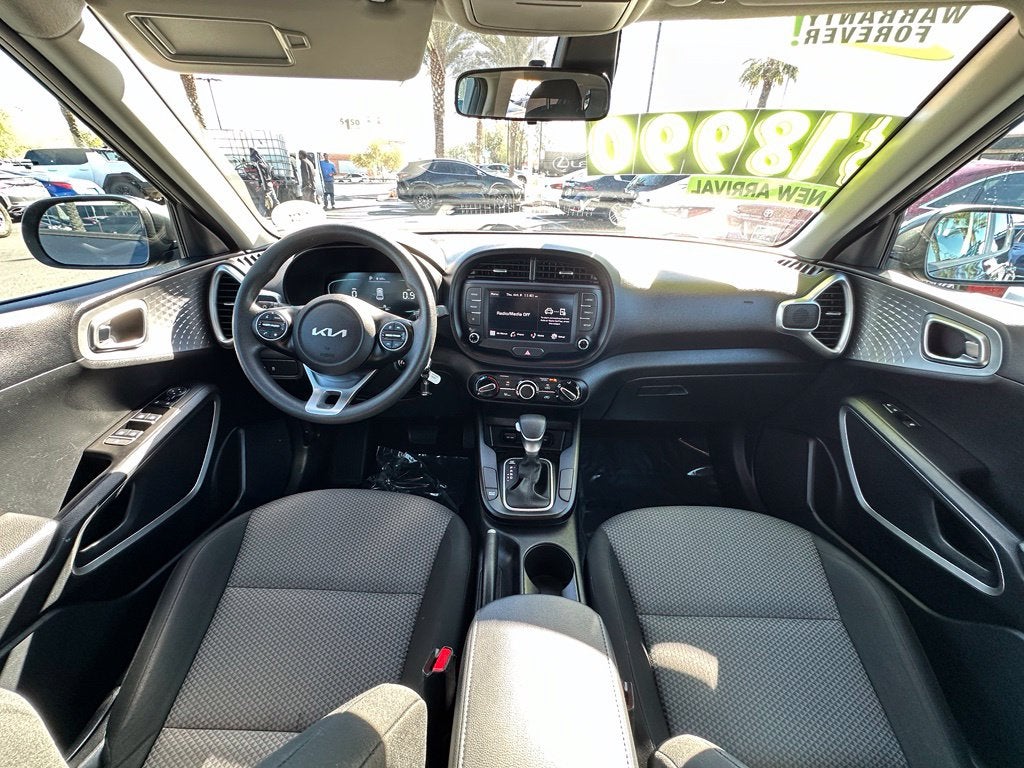 2025 Kia Soul LX
