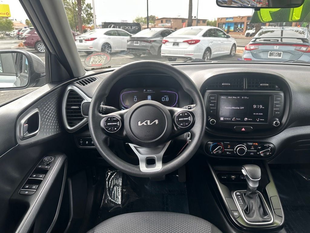 2025 Kia Soul LX