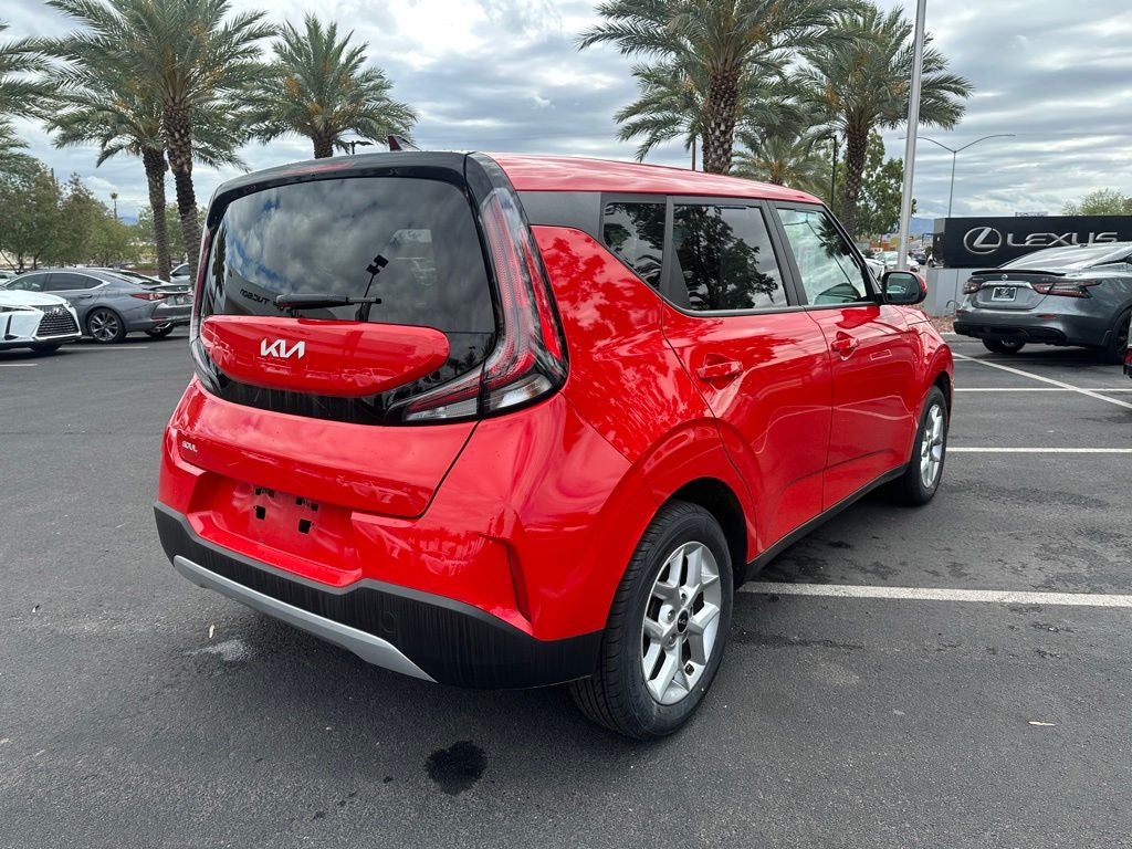 2024 Kia Soul LX