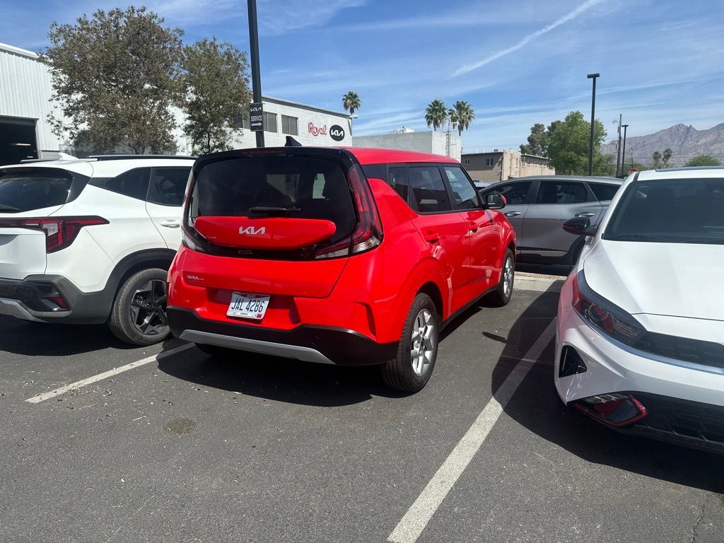 2024 Kia Soul LX