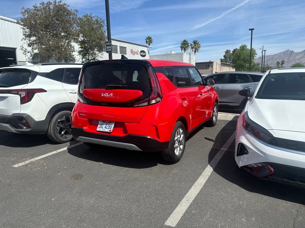 2024 Kia Soul LX