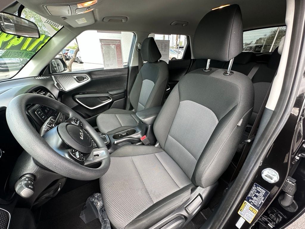 2025 Kia Soul LX