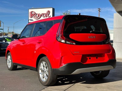 2023 Kia Soul LX
