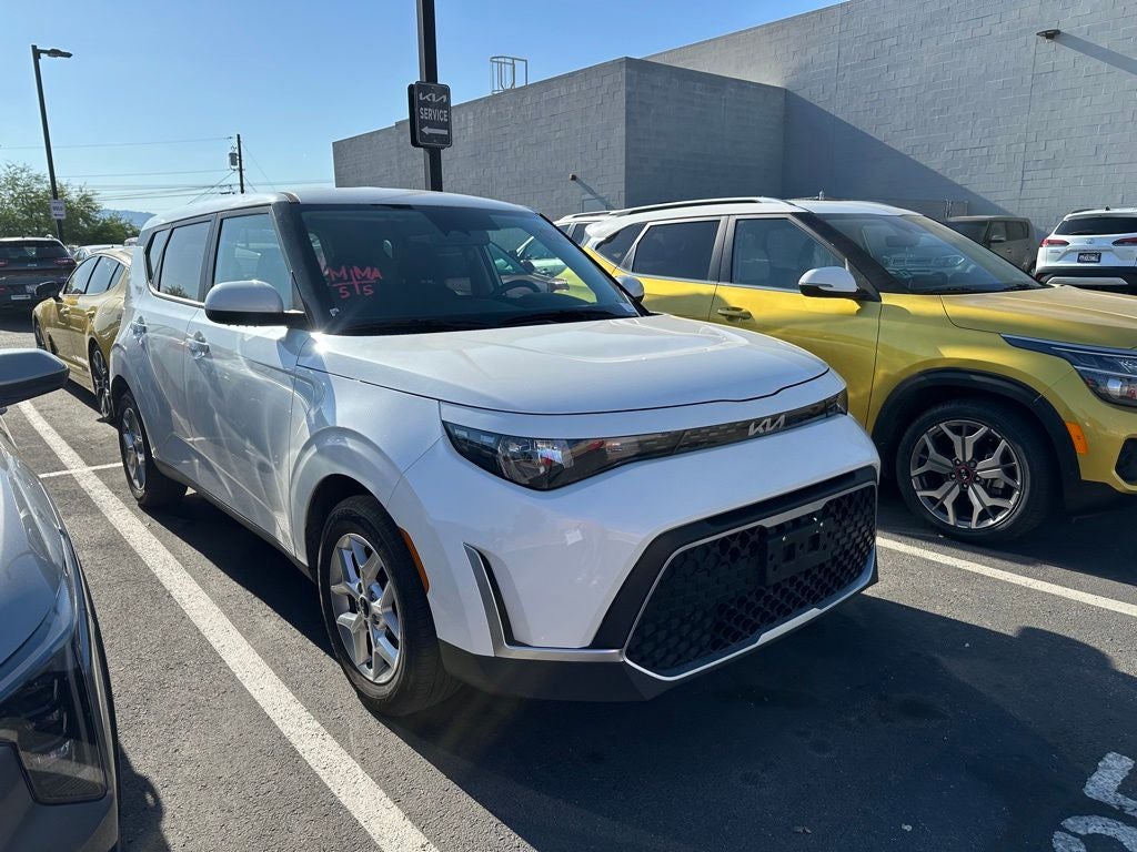 2025 Kia Soul LX