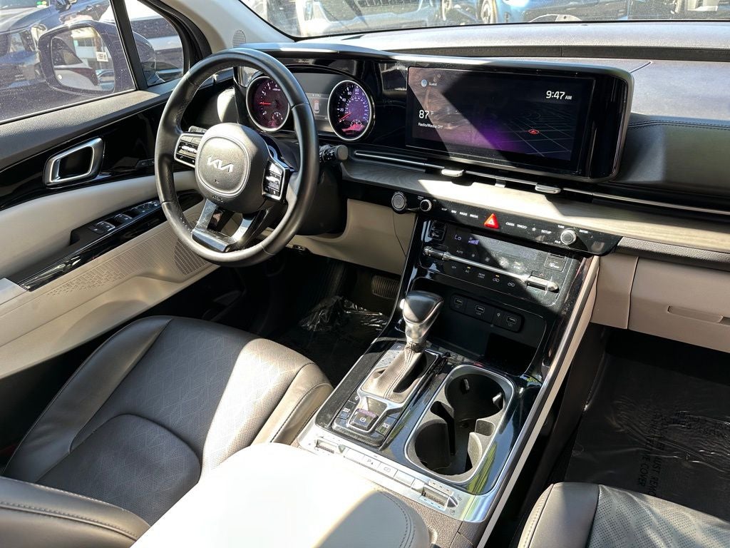 2022 Kia Carnival SX