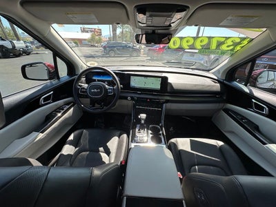 2024 Kia Carnival SX