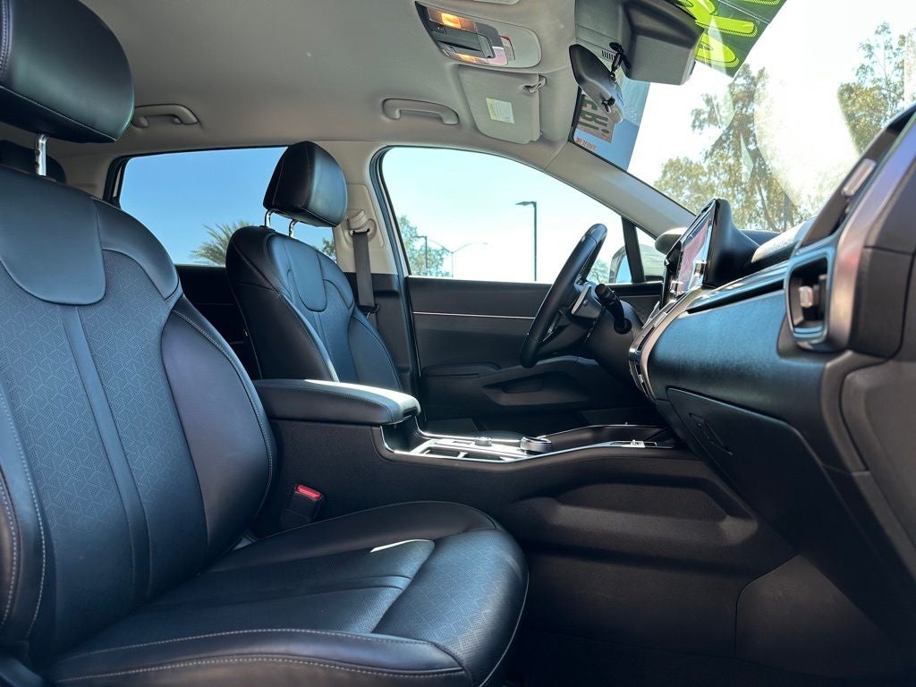 2022 Kia Sorento Hybrid S