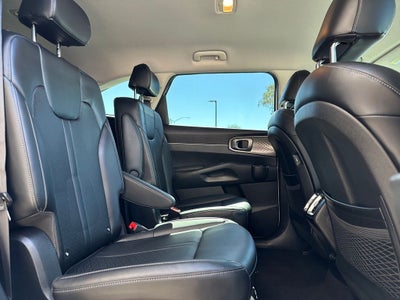 2022 Kia Sorento Hybrid S