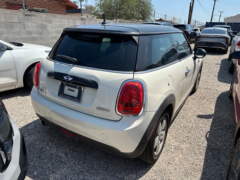 2016 MINI Cooper Base
