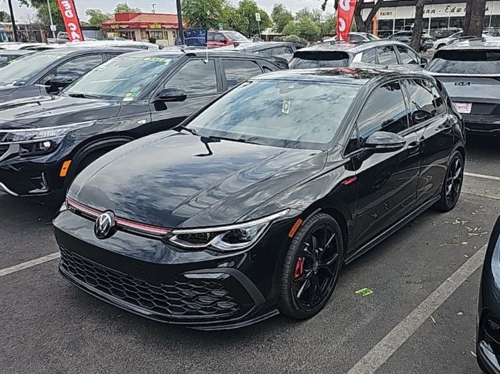 2024 Volkswagen Golf GTI SE