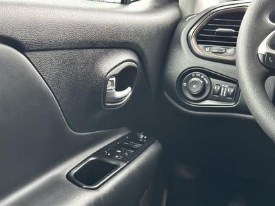 2023 Jeep Renegade Base