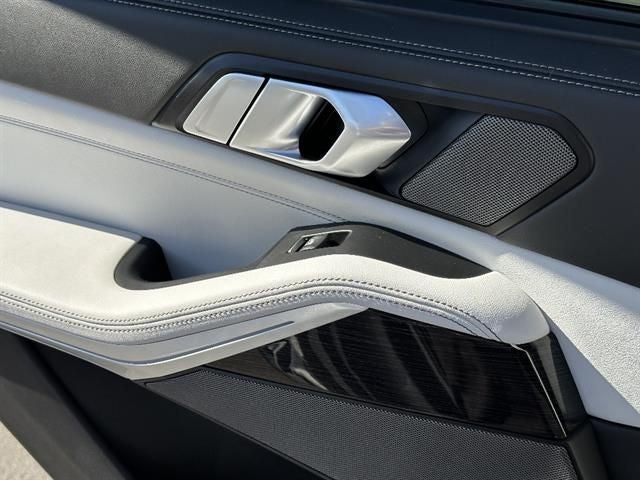 2024 BMW X5 xDrive50e