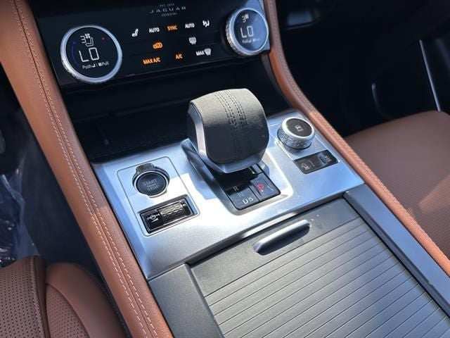 2025 Jaguar F-PACE P250 R-Dynamic S