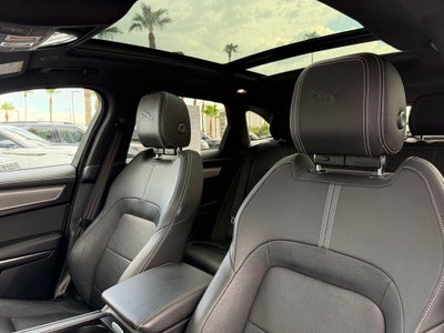 2024 Jaguar F-PACE P400 R-Dynamic S