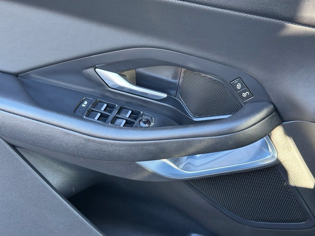 2019 Jaguar E-PACE Base