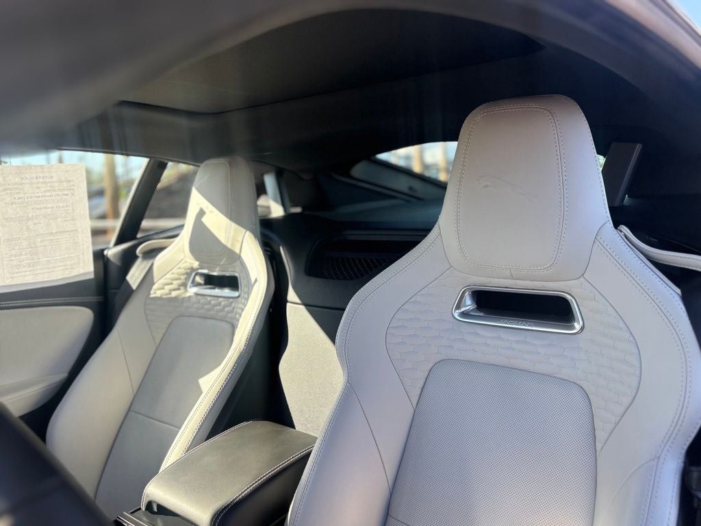 2024 Jaguar F-TYPE P450