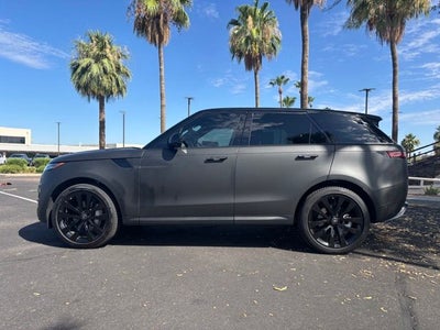 2025 Land Rover Range Rover Sport SE