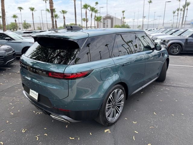 2025 Land Rover Range Rover Sport SE