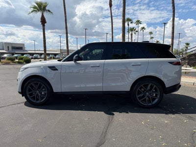 2025 Land Rover Range Rover Sport SE