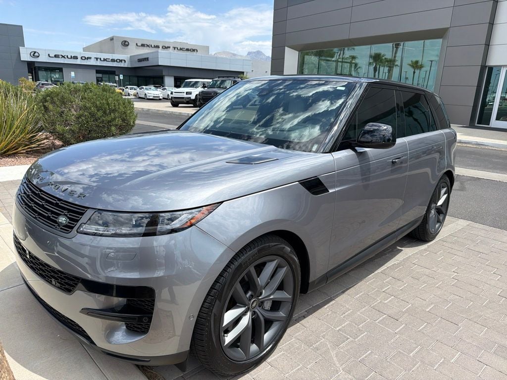 2025 Land Rover Range Rover Sport SE