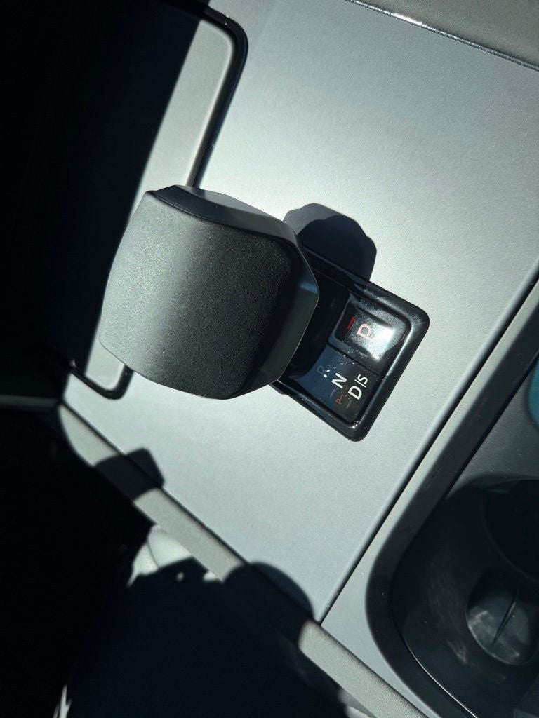 2025 Land Rover Discovery Sport S