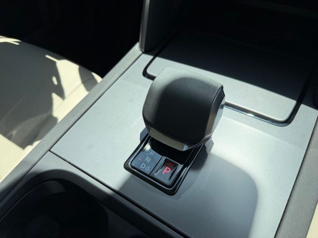 2025 Land Rover Discovery Sport S