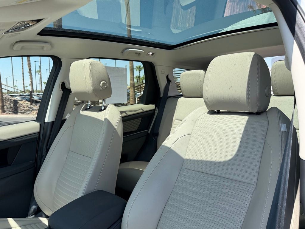 2025 Land Rover Discovery Sport S