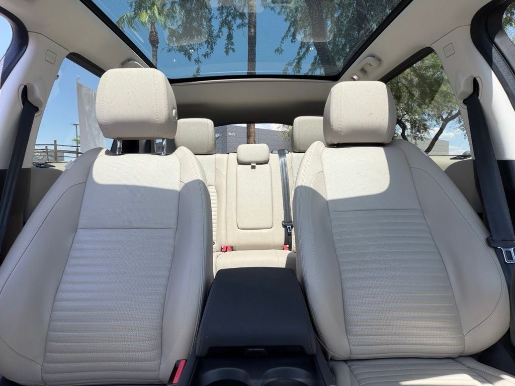 2025 Land Rover Discovery Sport S