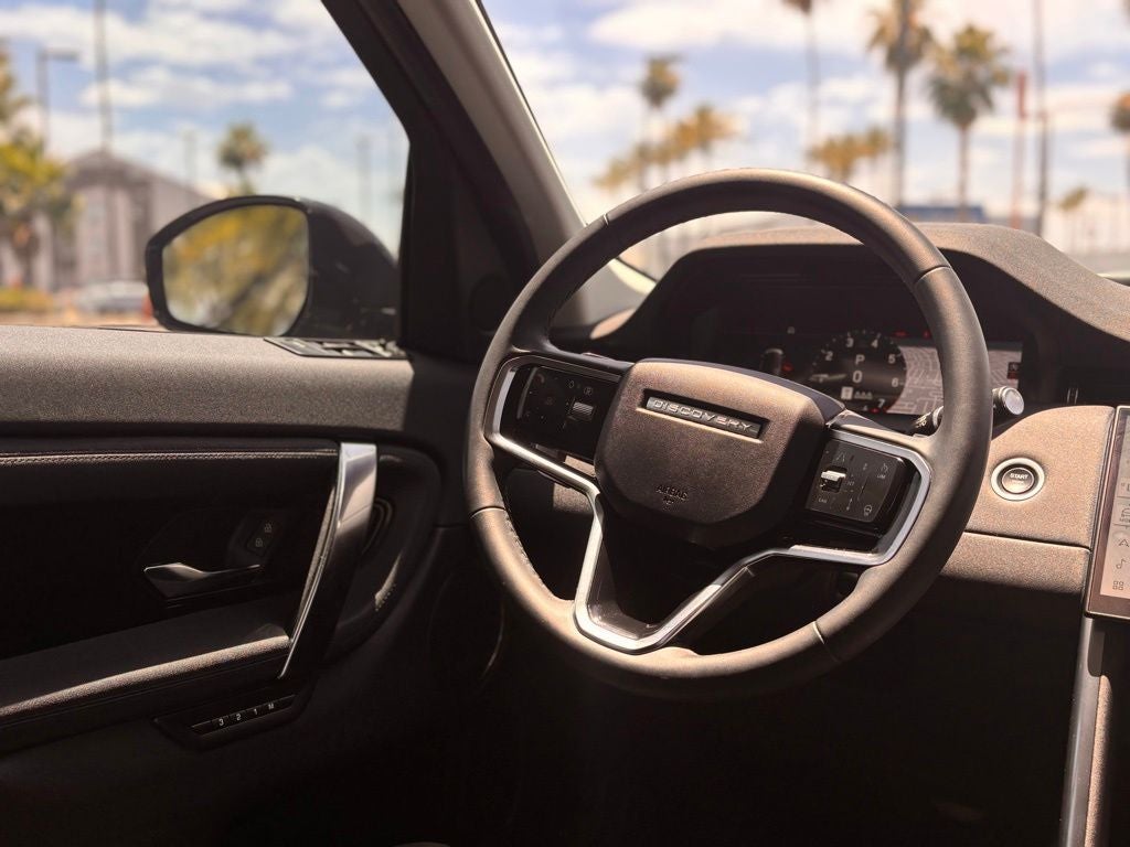 2025 Land Rover Discovery Sport S