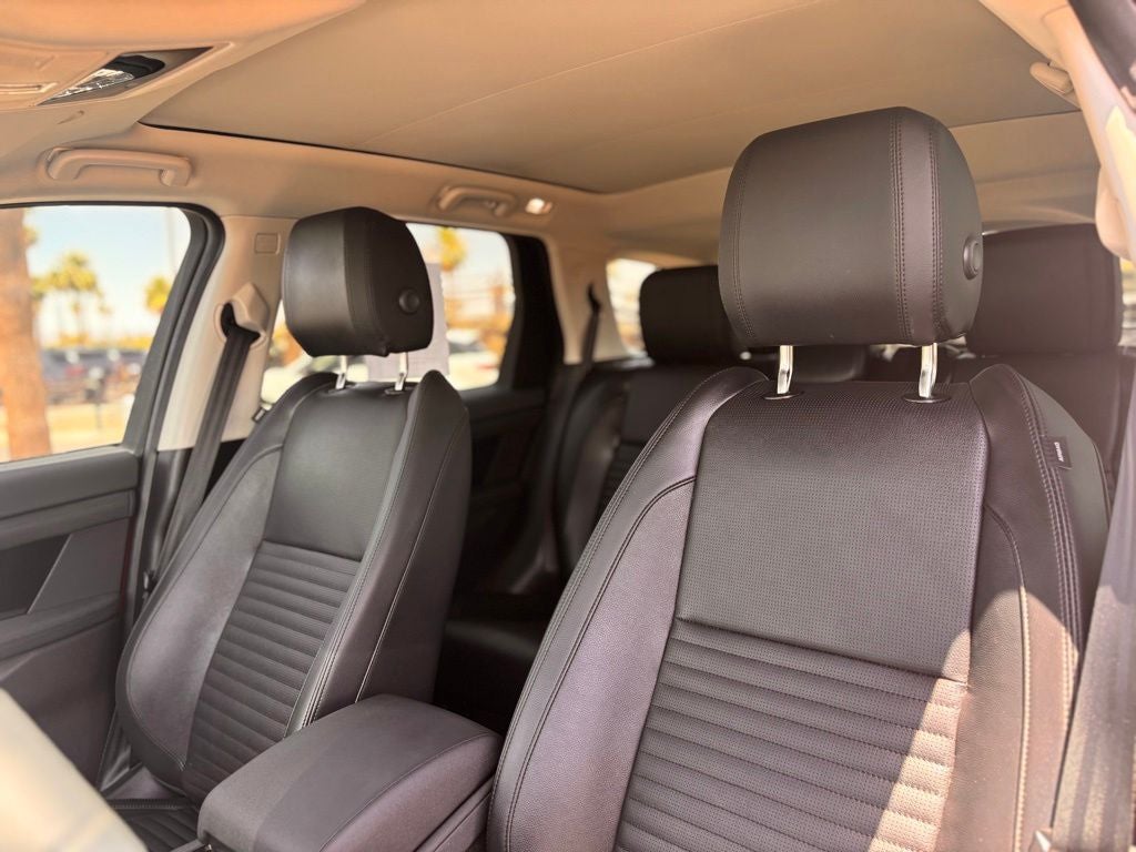 2025 Land Rover Discovery Sport S