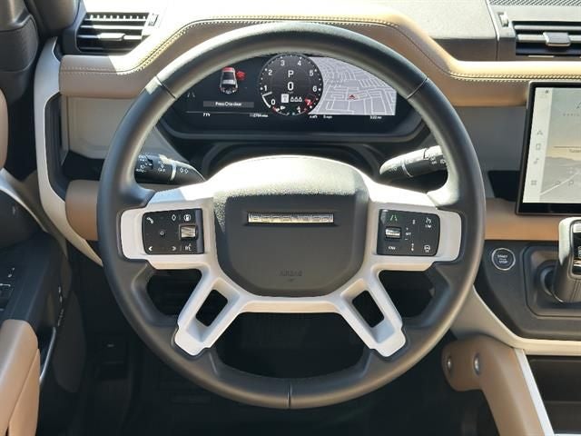 2025 Land Rover Defender 90 X-Dynamic SE