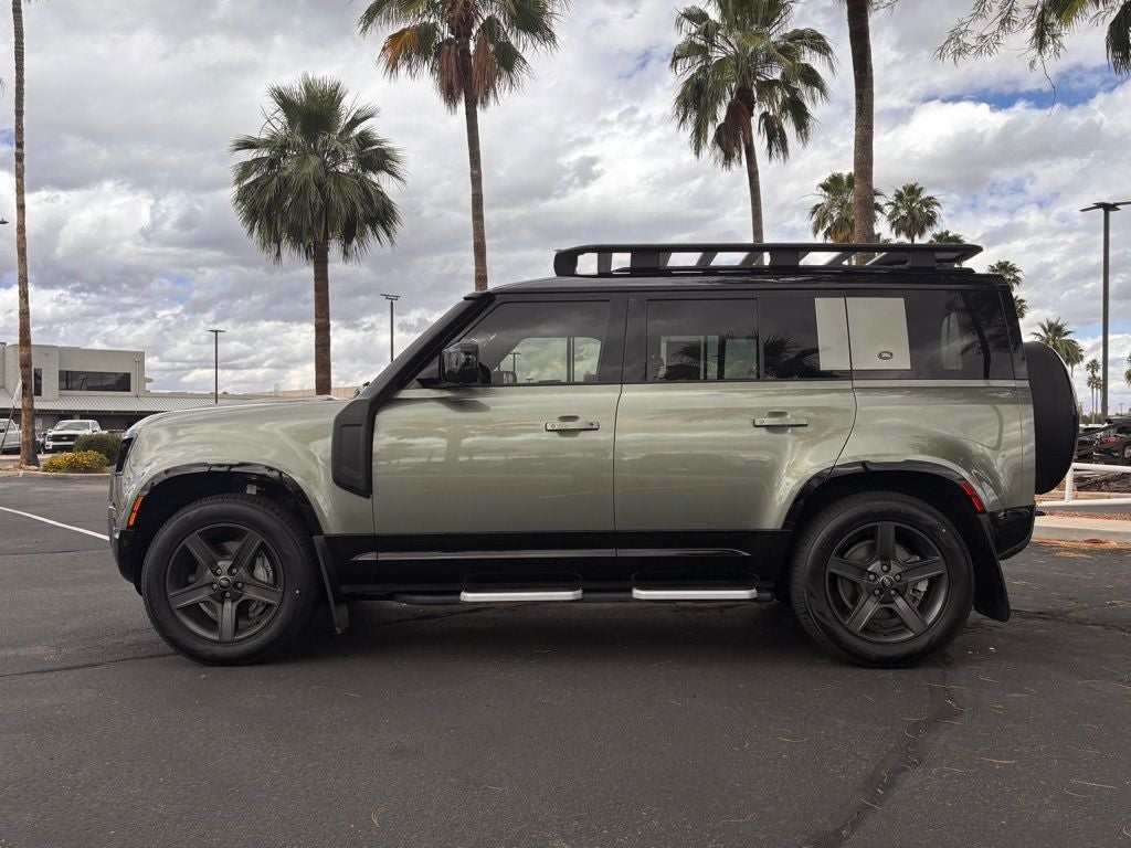 2024 Land Rover Defender 110 X-Dynamic SE