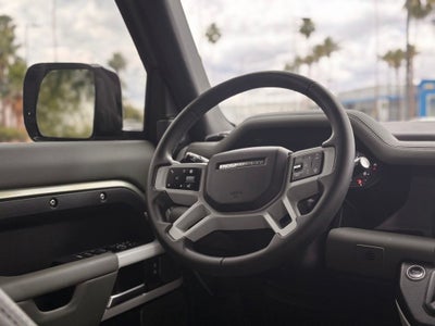 2024 Land Rover Defender 110 X-Dynamic SE