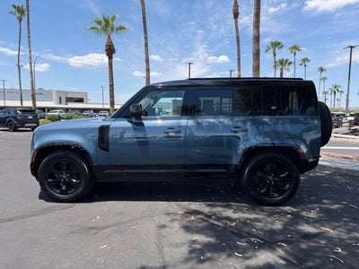 2024 Land Rover Defender 110 X-Dynamic SE