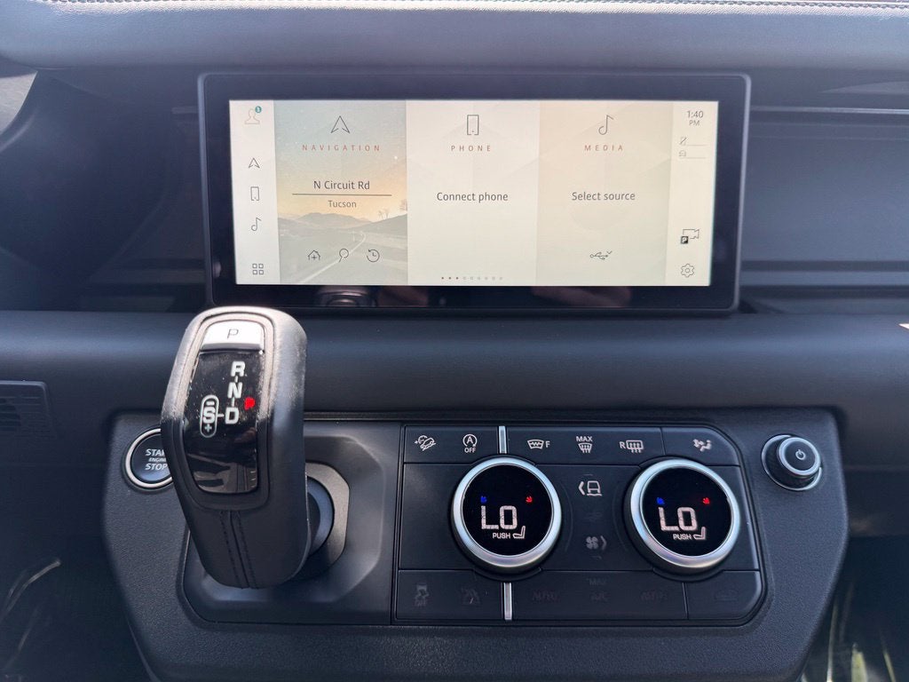 2023 Land Rover Defender 110 X-Dynamic SE