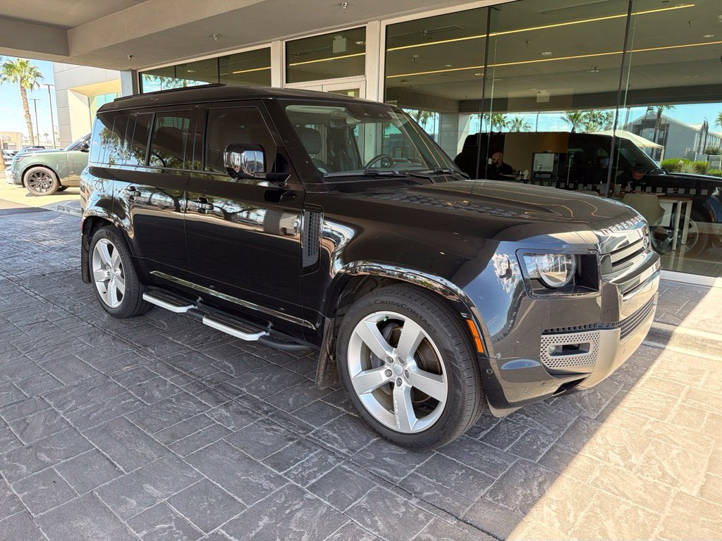2024 Land Rover Defender 110 X-Dynamic SE
