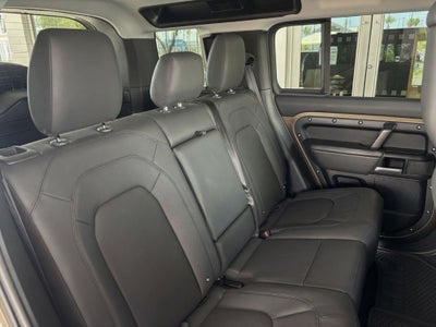 2025 Land Rover Defender 110 S