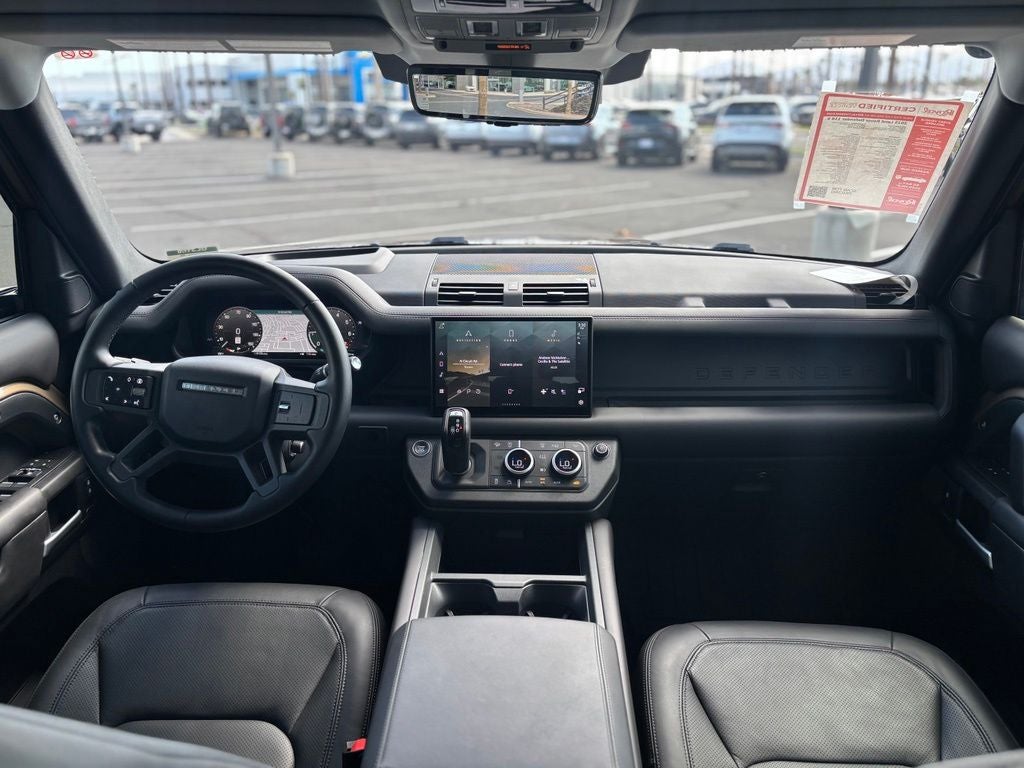 2025 Land Rover Defender 110 S