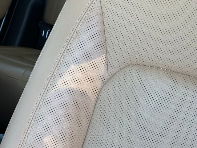 2025 Land Rover Defender 110 S