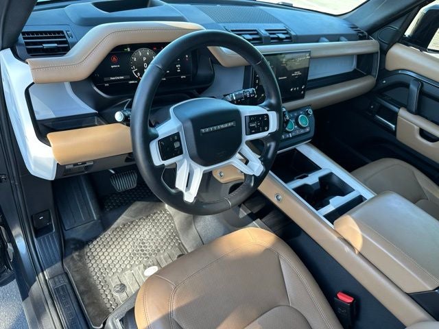 2025 Land Rover Defender 110 S