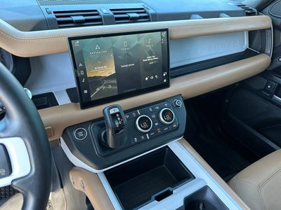 2025 Land Rover Defender 110 S