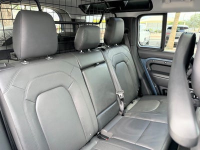 2025 Land Rover Defender 110 S