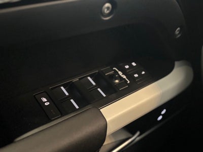 2024 Land Rover Defender 110 S