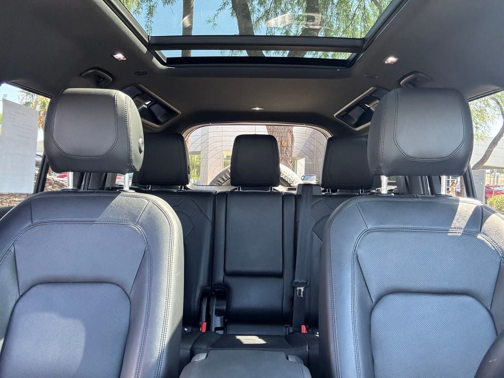 2024 Land Rover Defender 110 S