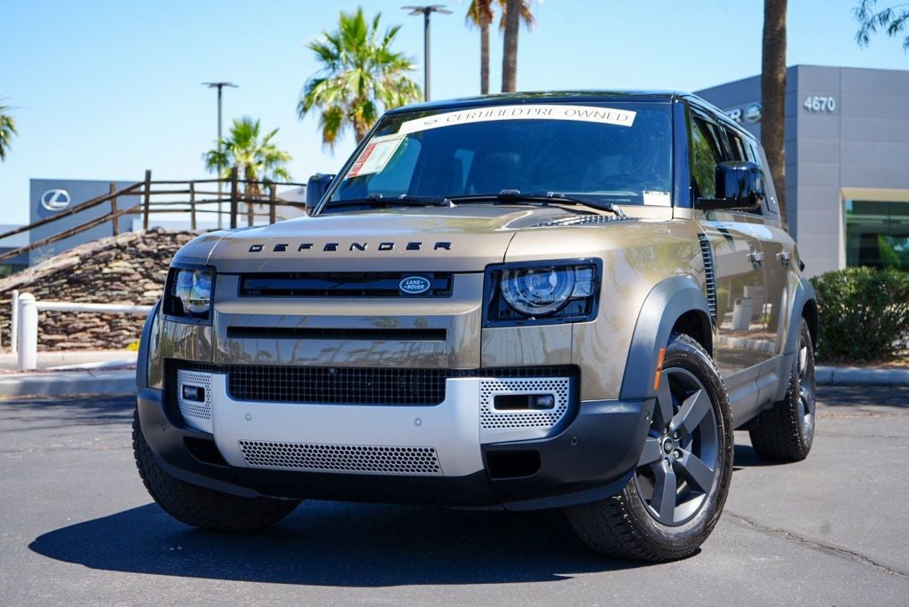 2024 Land Rover Defender 110 SE
