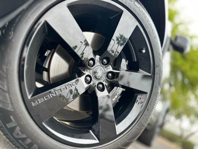 2023 Land Rover Defender 90 V8